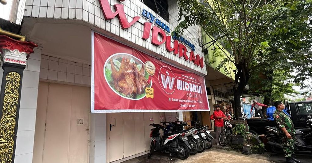 Kontroversi Minyak Goreng Nonhalal di Ayam Goreng Widuran: Suara dari Para Pegawai